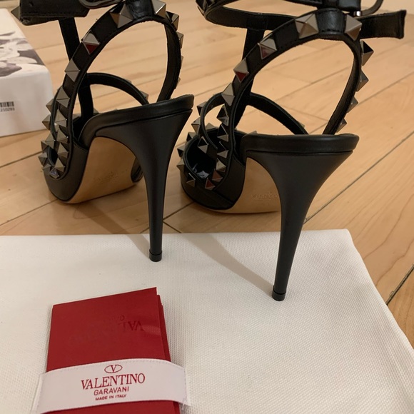 Valentino Rock Studs - Picture 4 of 6